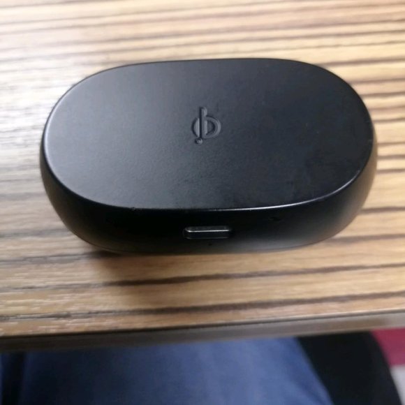 Wireless Bluetooth earbuds - Picture 3 of 4